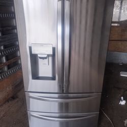 LG REFRIGERATOR 
