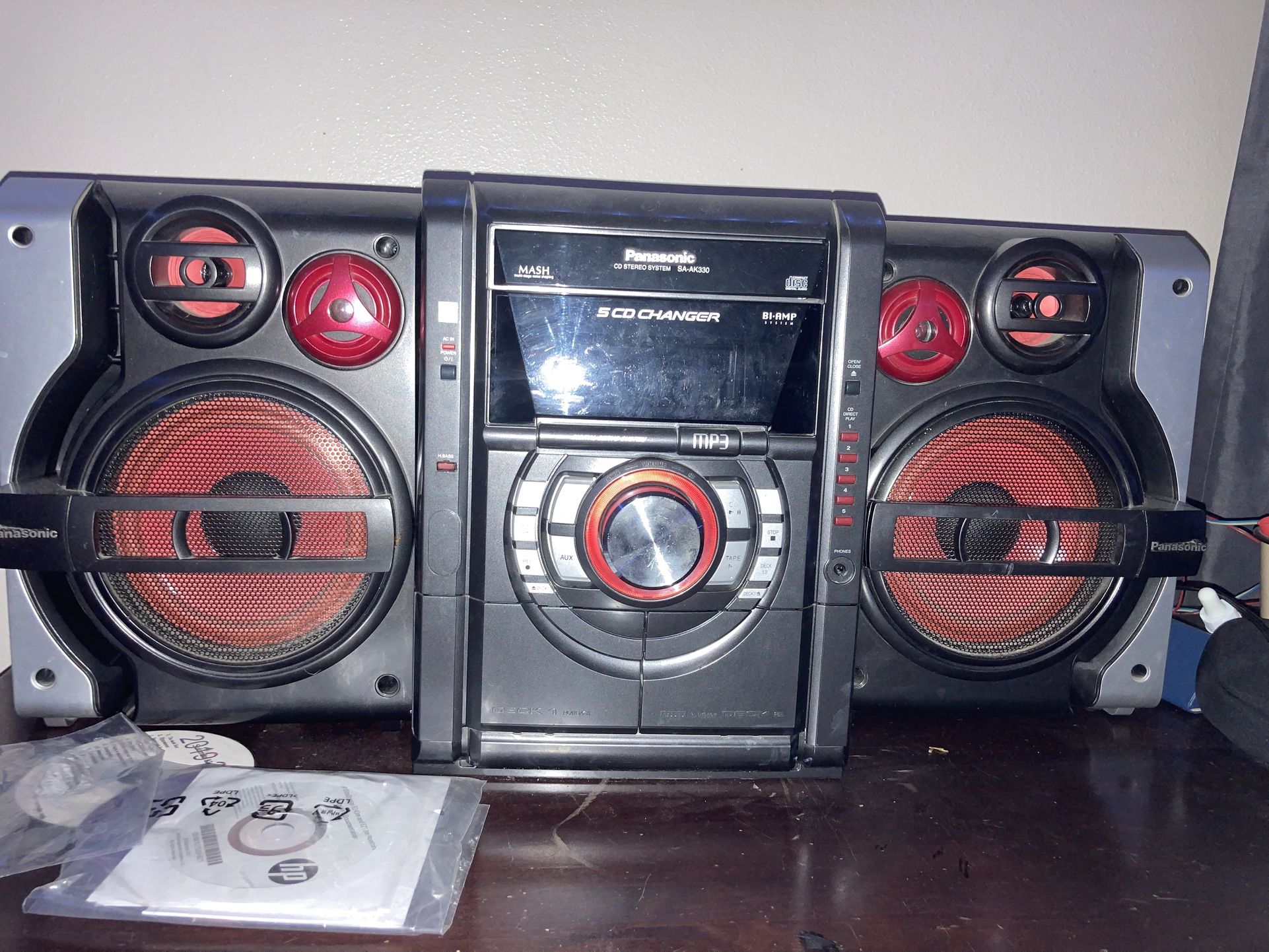 cd player with subwoofers