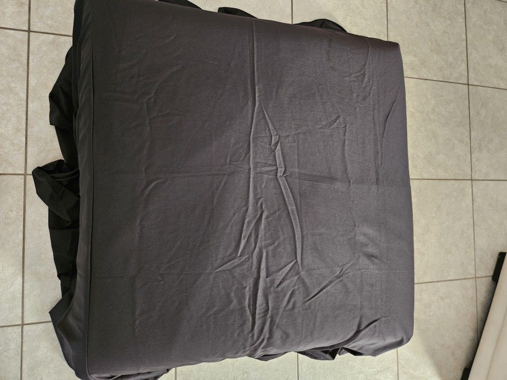 LARGE OTTOMAN 36 X36 SOFIA VERGARA COLLECTION
