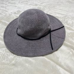Round hat
