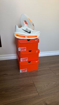 Nike Vomero Premium Size 10
