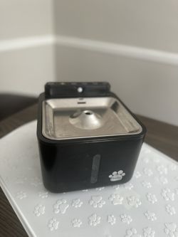 Wireless & Rechargeable Battery Operated Cat Water