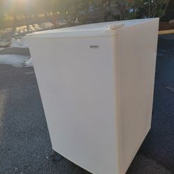 Kenmore Mini Freezer 