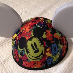 Disney Park Mickey Mouse Light Up Ears 