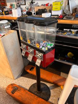 Gumball machine