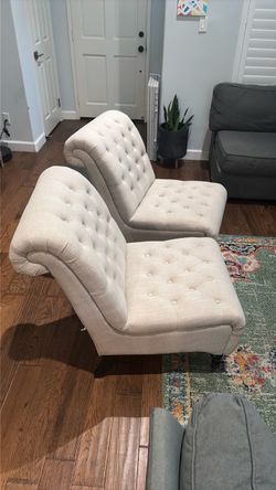 Elegant Tufted Accent Chairs – Set of 2