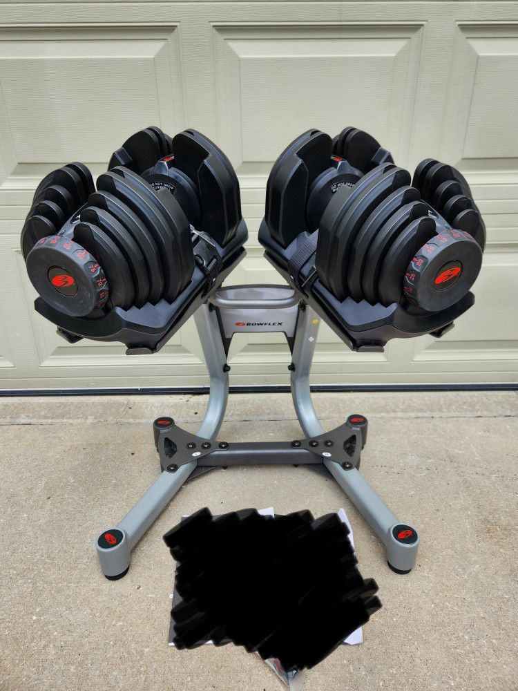 Bowflex select tech 1090 adjustable dumbbells with stand