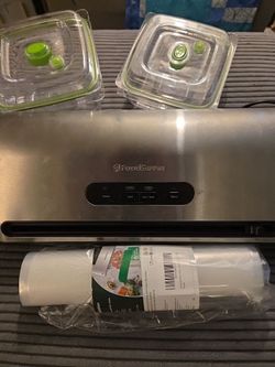 FoodSaver Vacuum Sealer
