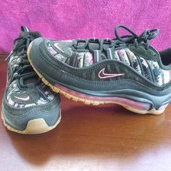 Nike Air Max 98 Women 6.5 - Floral Camo Sequoia Forest Green Pink Gum