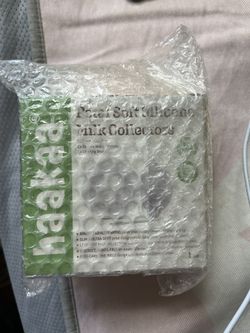 Petal Soft Silicone Milk Collector