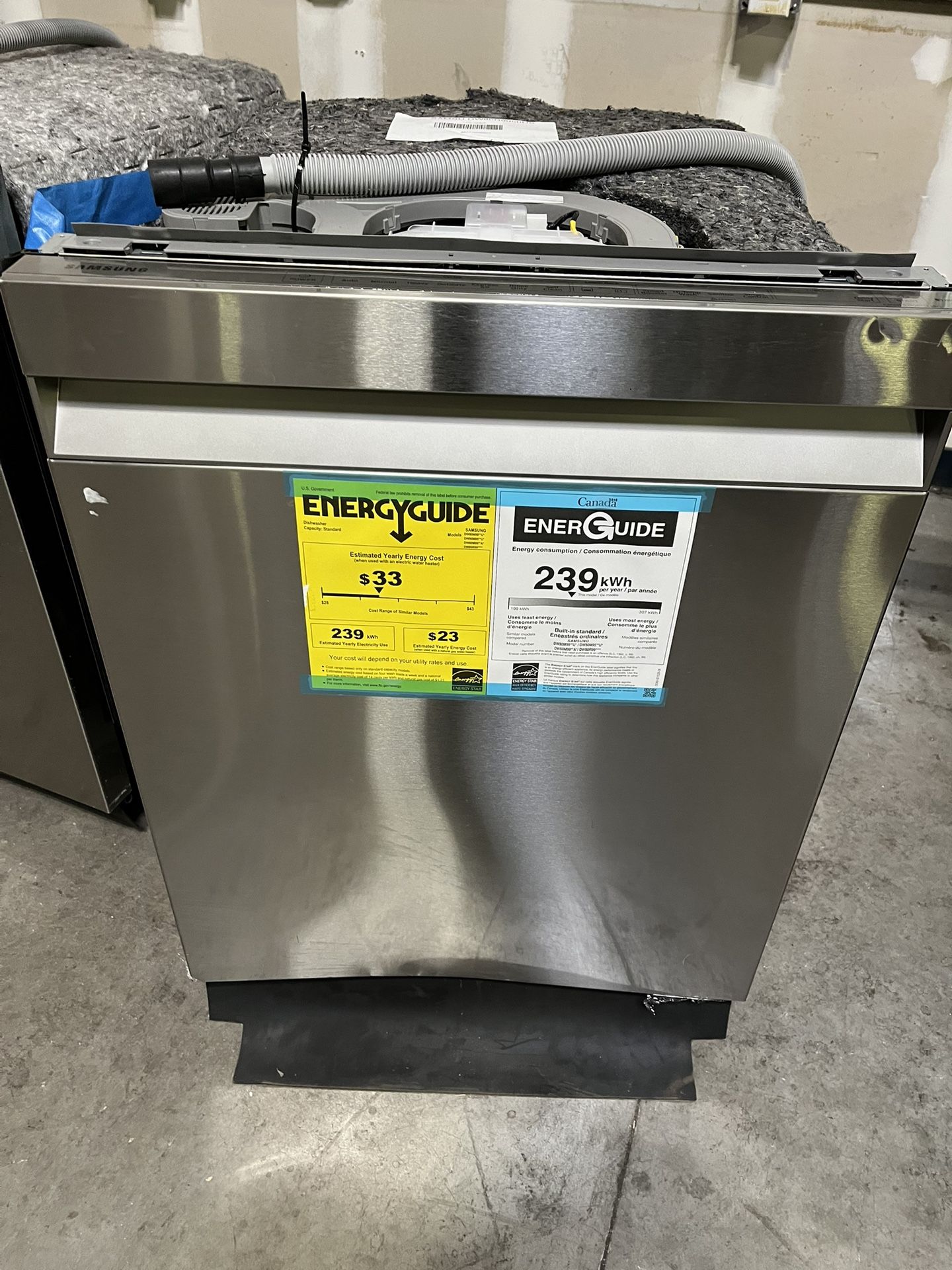 Open Box Samsung 24" Dishwasher mechanically perfect _ mfg warranty included DW80R9950US MSRP 1275