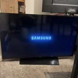 Samsung 43” Full HD TV