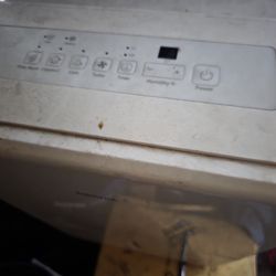 Dehumidifier 