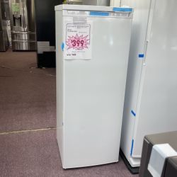 Freezer New Open Box And 1 Year Warranty 