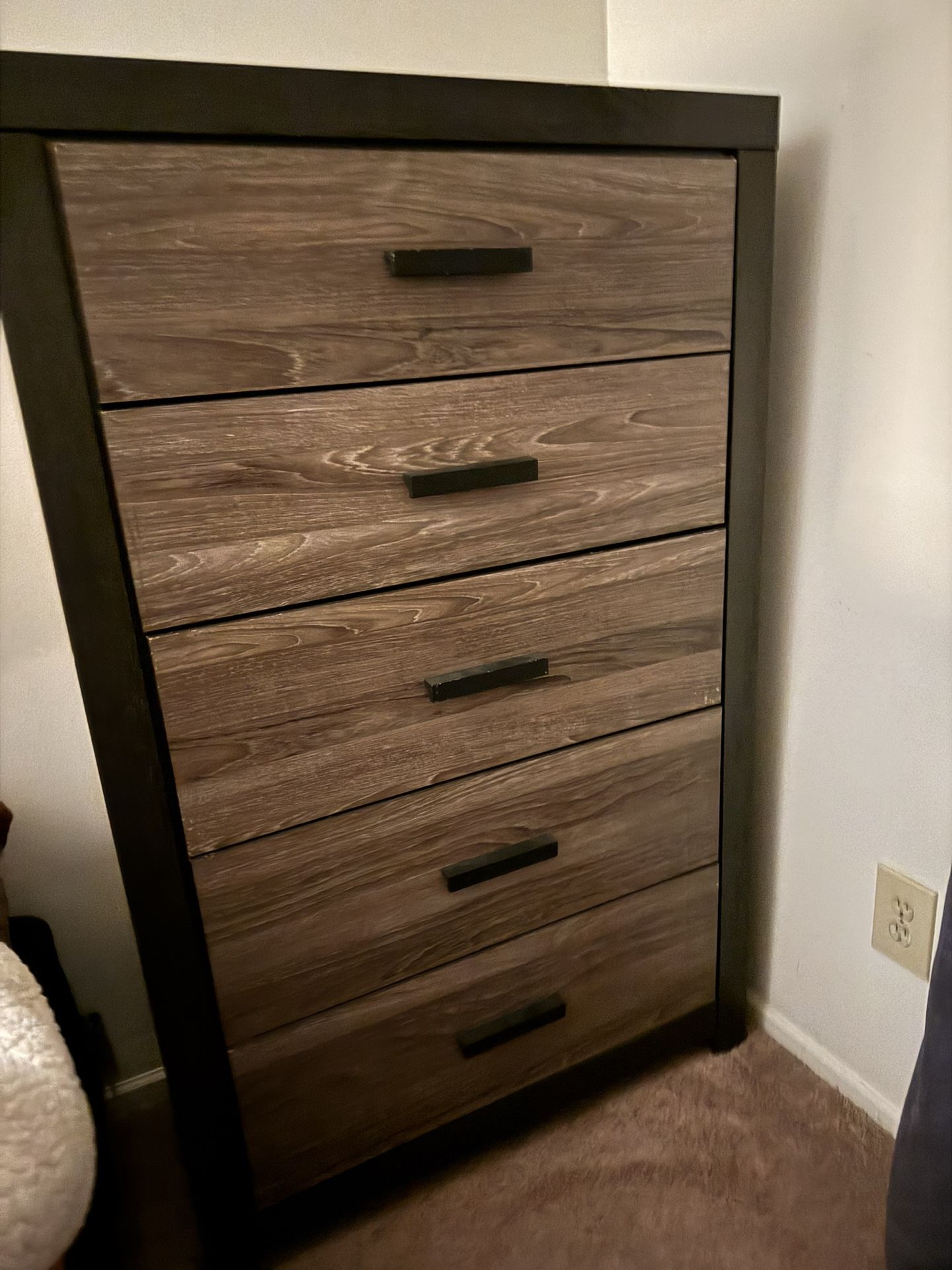 Clothes Dresser