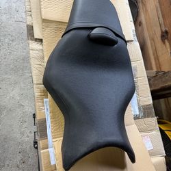 YAMAHA MT-10 SEAT OEM PART