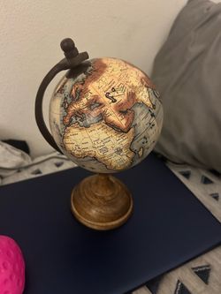 Globe