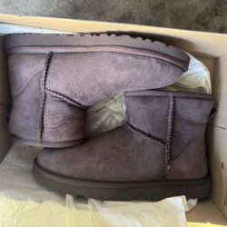 Ugg Size 5