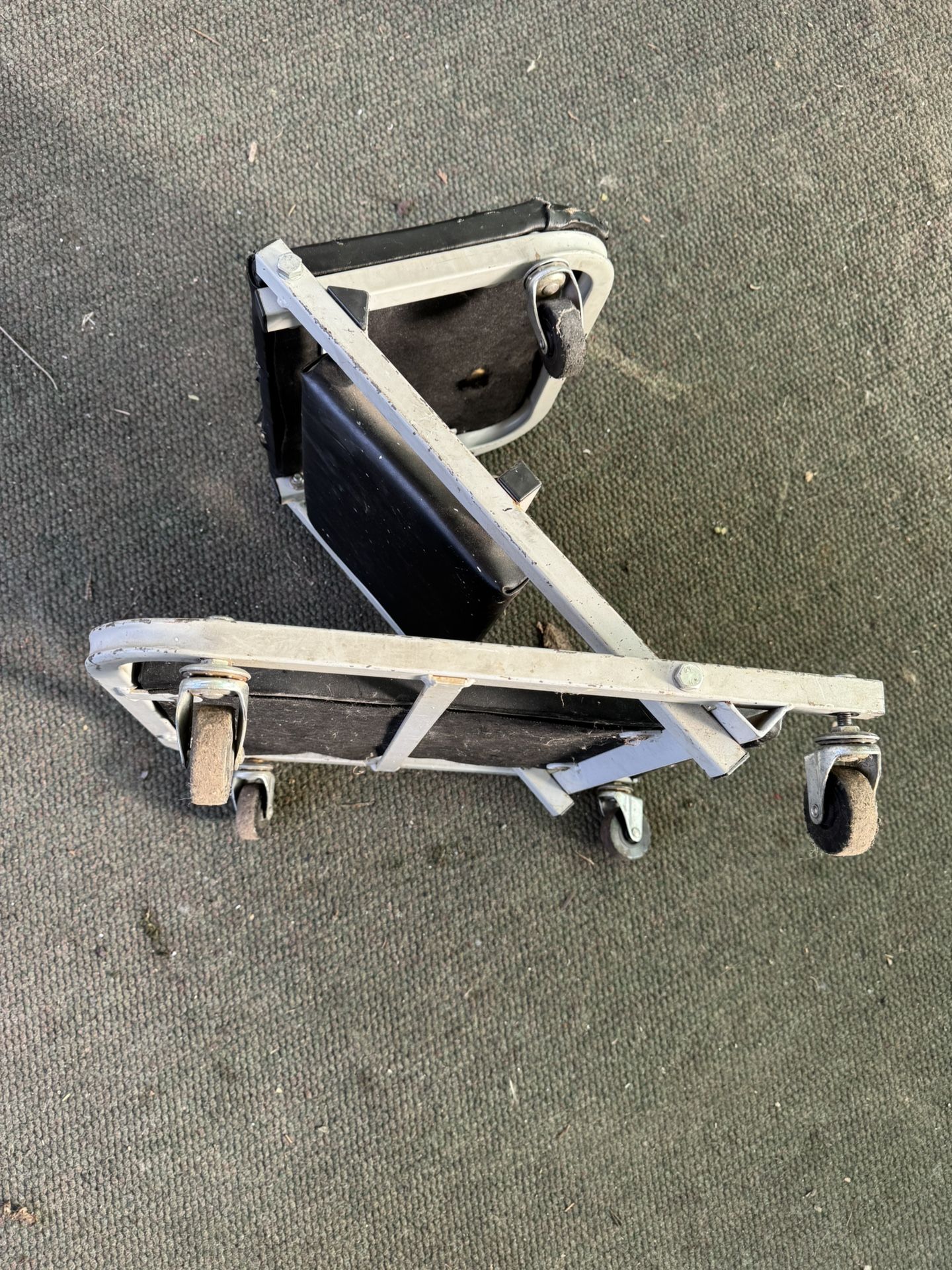 Z-creeper / stool