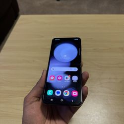 Samsung Galaxy Flip 5, 512 GBs, Unlocked, Fully Functional, Clean imei, fully functional 