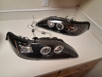 SN95 Halo Headlights
