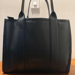MARC JACOBS/LARGE LEATHER TOTE BAG