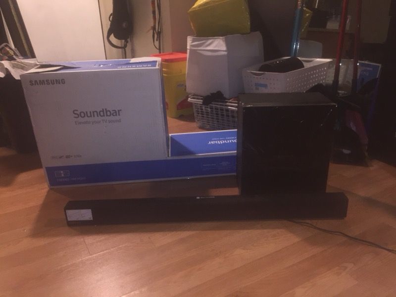 Samsung Soundbar With Subwoofer - Black