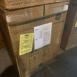 Brand New Dishwasher -White GE GDF520PGJWW   Cutler Bay Area