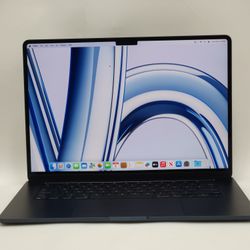 2024 Apple MacBook Air 15" M3 10 Core 4.0GHz 16GB RAM 512GB SSD MXD43LL/A