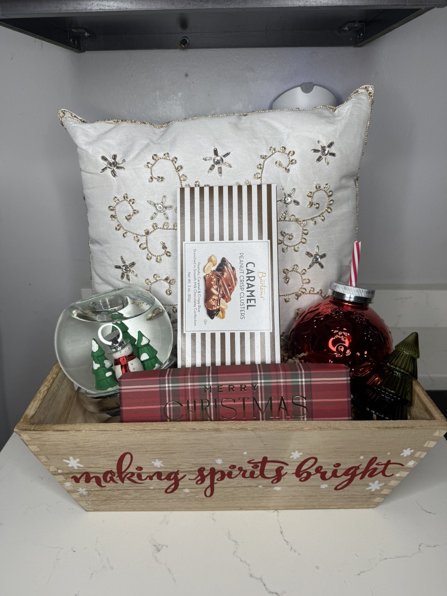 Christmas Gift Basket PRICE IS FIRM