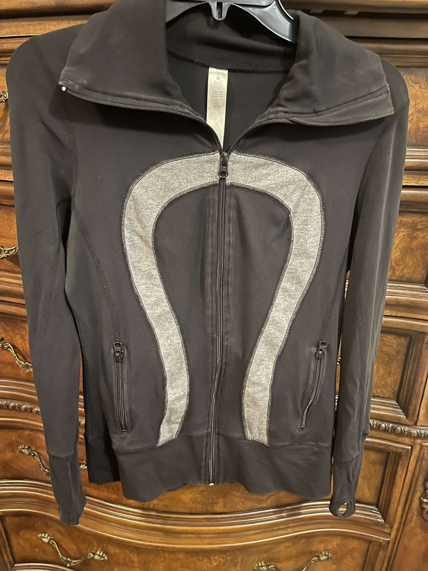 Lululemon Jacket Size 8 M Or L