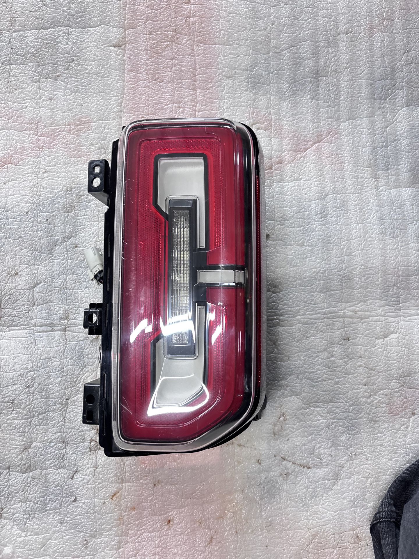 2021-2026 FORD BRONCO TAILLIGHT