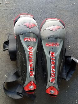 Mission motorcross knee pads