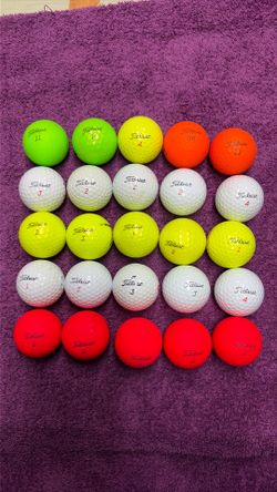 20 titleist golf balls like new