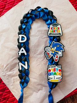 Graduation leis