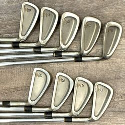 Titleist DCI Iron Set 2-3-PW - Dynamic Gold Regular Flex Steel Shafts RH - NICE