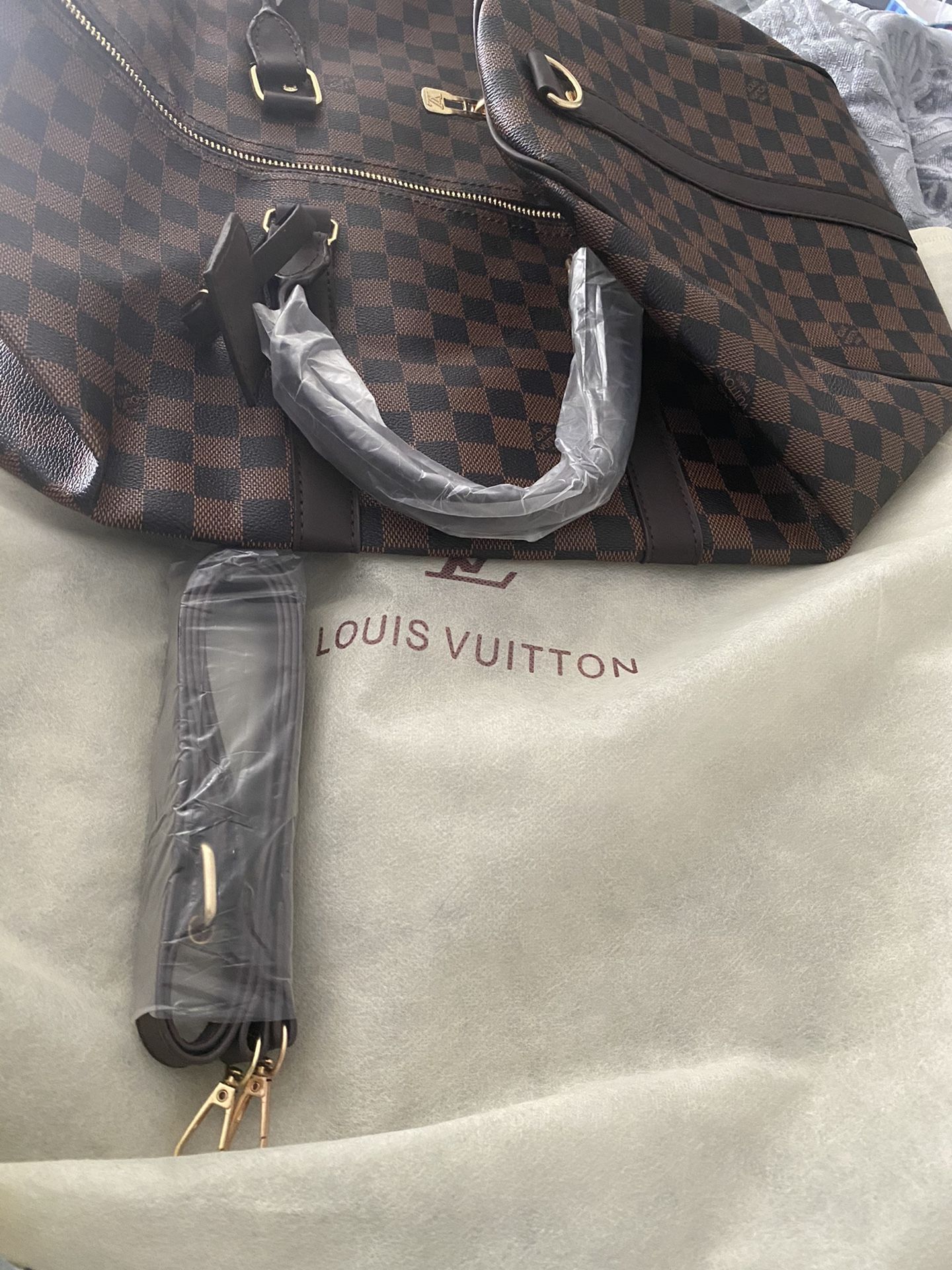 Lv Duffle Bags