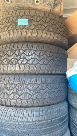 Tires 275/65R18 3 Goodyear 1 michellin 4x$140.00 3 tienen parche
