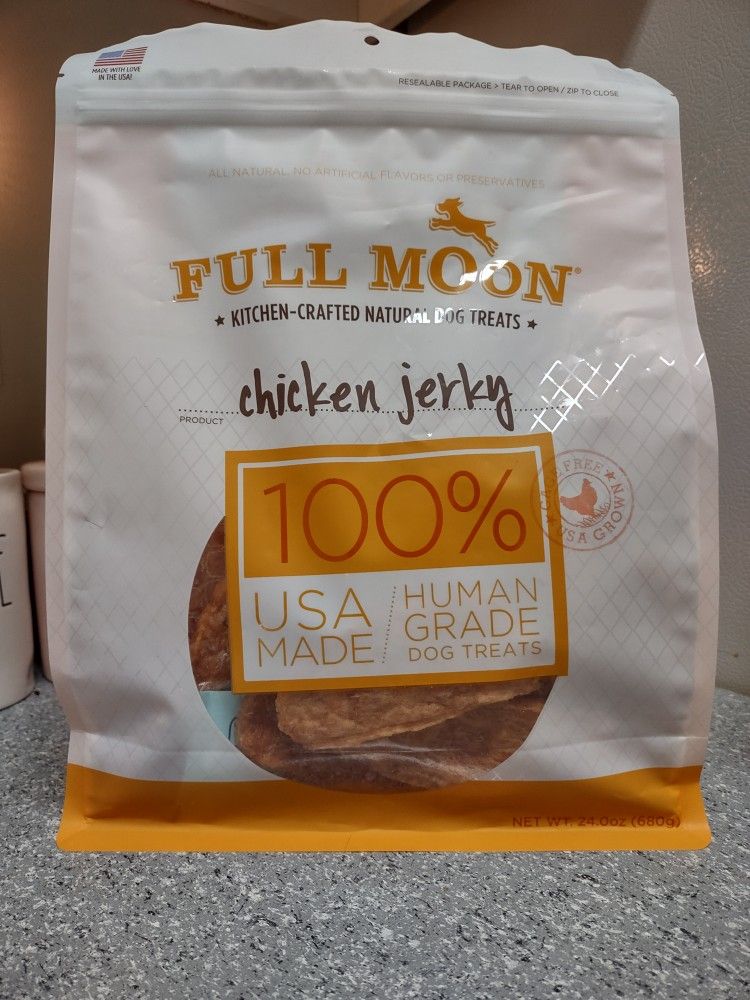 FULL MOON BRAND CHICKEN JERKY DOG