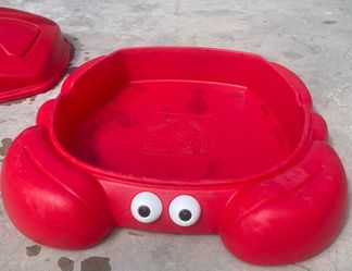 Step 2 Sandbox or Kids Pool