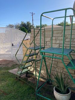 5steps ladders 60:00 ea