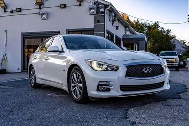 2017 INFINITI Q50