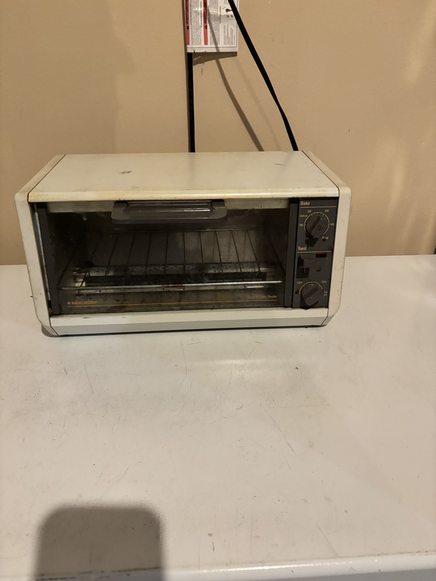 Vintage Black & Decker Toast-R-Oven Spacemaker