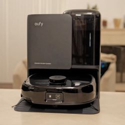 Eufy E25 Robot Vacuum – Like New