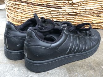 Black Adidas Sneakers Women’s 6