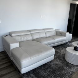 White leather couch With Recliners