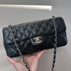 C LambskinQuilted Chanel 19 EastWest Shopping   for Sale in Irvine, CA -  OfferUp