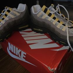 Nike Air Max 95 Nh Ironstone Celery Olive Mens Sz 10.5 Shoes Dr0146-001