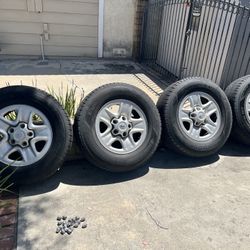 OEM TUNDRA 5 Lug Wheels