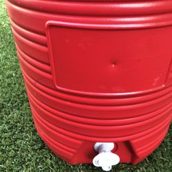 2 1/2 Gallon Jug Cooler With Spout 